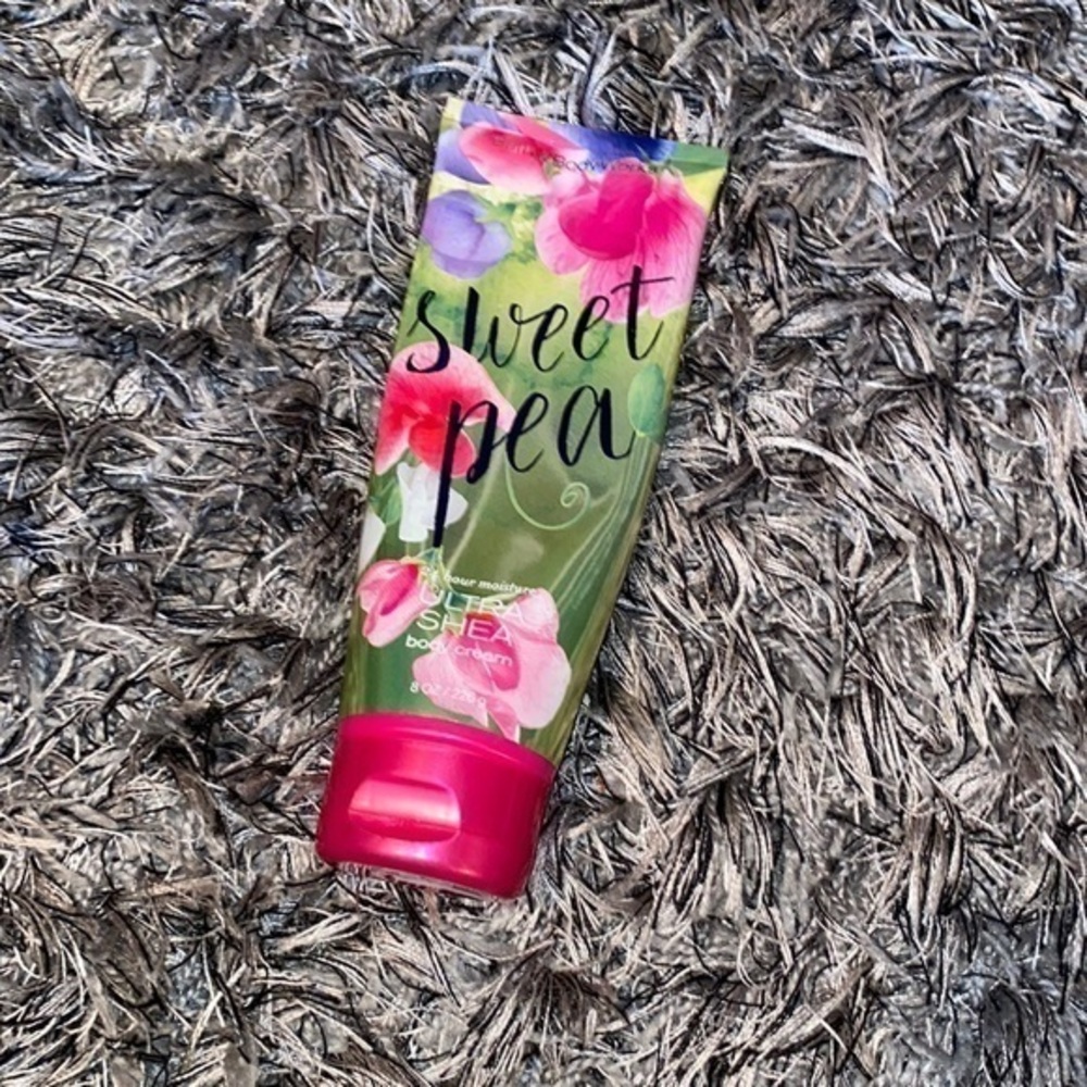 Bath & Body Works Sweat Pea lotion 1/3 full little more maybe.